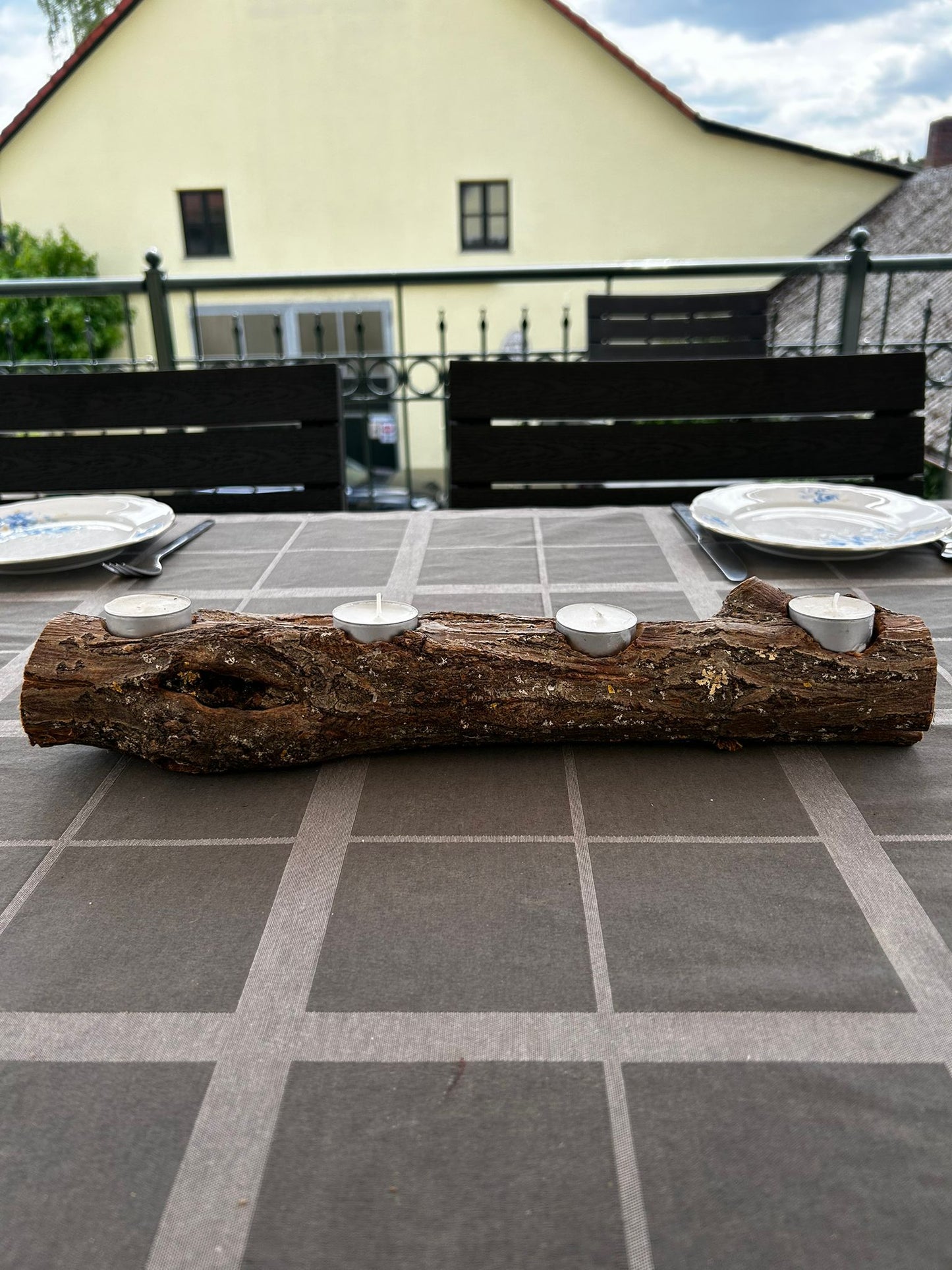 Teelichthalter aus Aststück