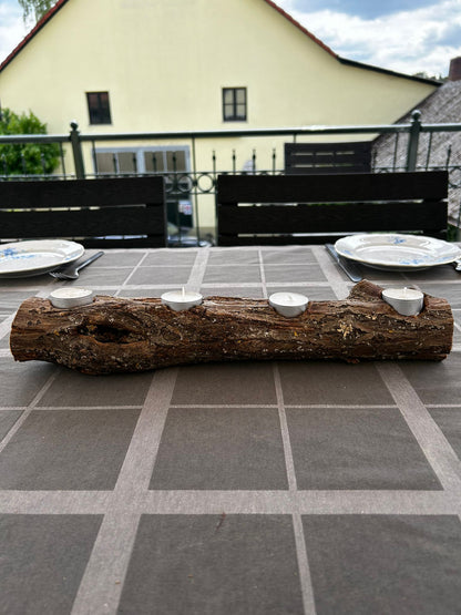 Teelichthalter aus Aststück