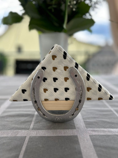 Serviettenhalter aus Hufeisen